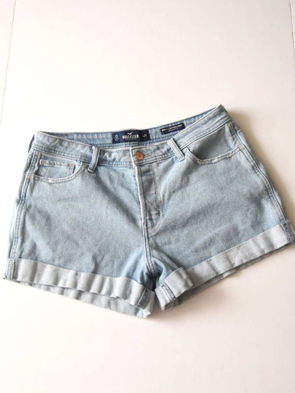 Hollister High Rise Boyfriend Denim Shorts Sz 13 W31 Vintage Stretch Button Fly